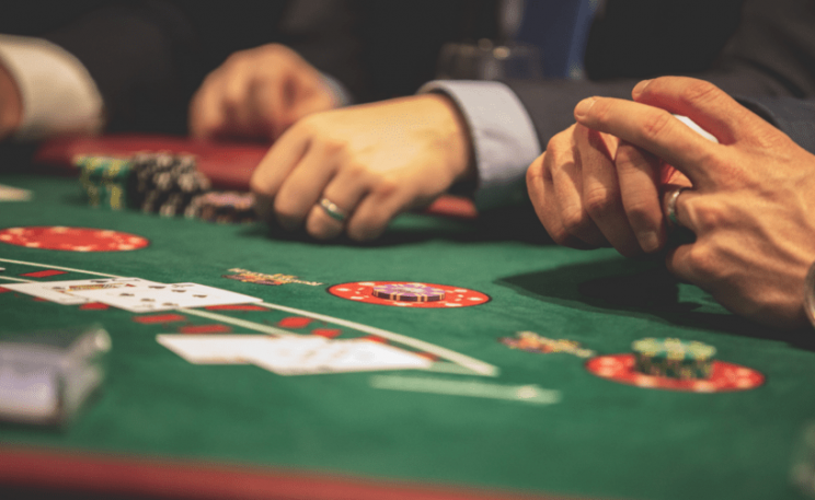 奧馬哈撲克（Omaha Poker）-穩贏技巧大揭密｜諾亞娛樂城